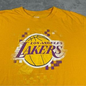 Los Angeles Lakers T Shirt Men’s Adult 4X 4XL Used